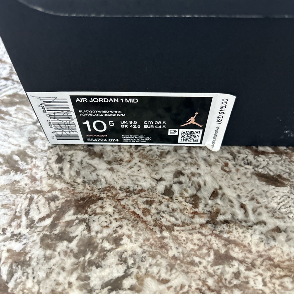 Air Jordan 1 Mid